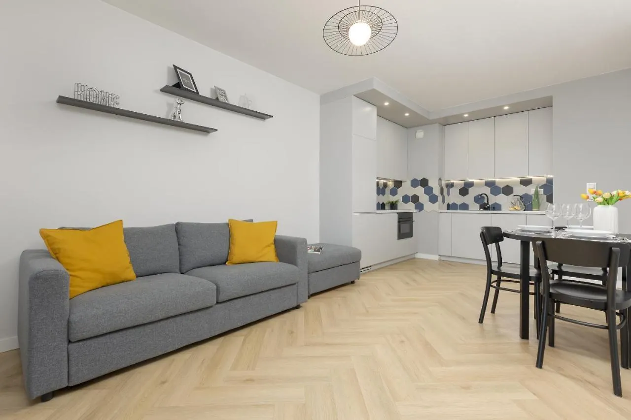 Bright, Cozy Apartment Close To The Airport By Noclegi Renters Warszawa