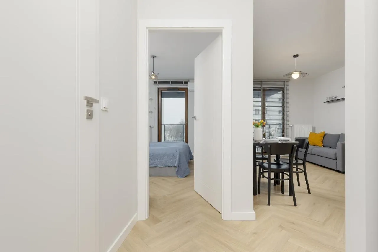 Bright, Cozy Apartment Close To The Airport By Noclegi Renters Warsaw